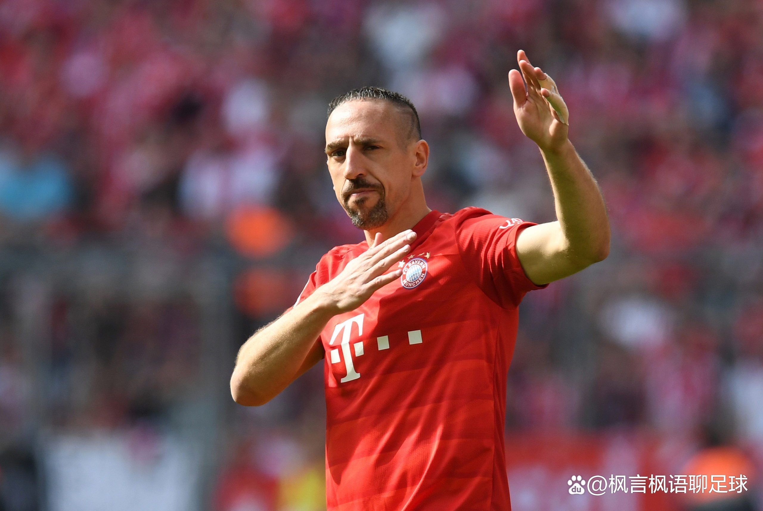 拜仁后卫神勇救险，助球队成功保级，一个比较特别一定的是方式.