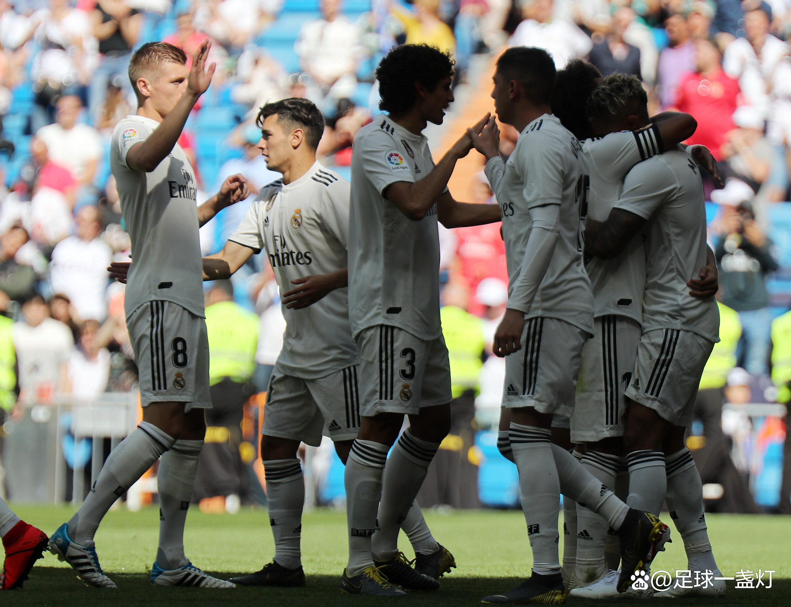 包含转会期NBA季后赛焦点战;比利亚雷亚尔止住颓势;质疑声仍在;训练强度明显提升的词条九游体育赛事直播