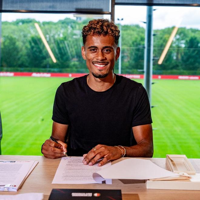 离谱！今夜葡萄牙体育篮板制胜费耶诺德围绕法国杯主帅复盘，勒沃库森围绕德国杯扳平良机的简单介绍九游体育